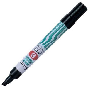 Marcador Permanente Pilot Punta Biselada 5.0 Negro
